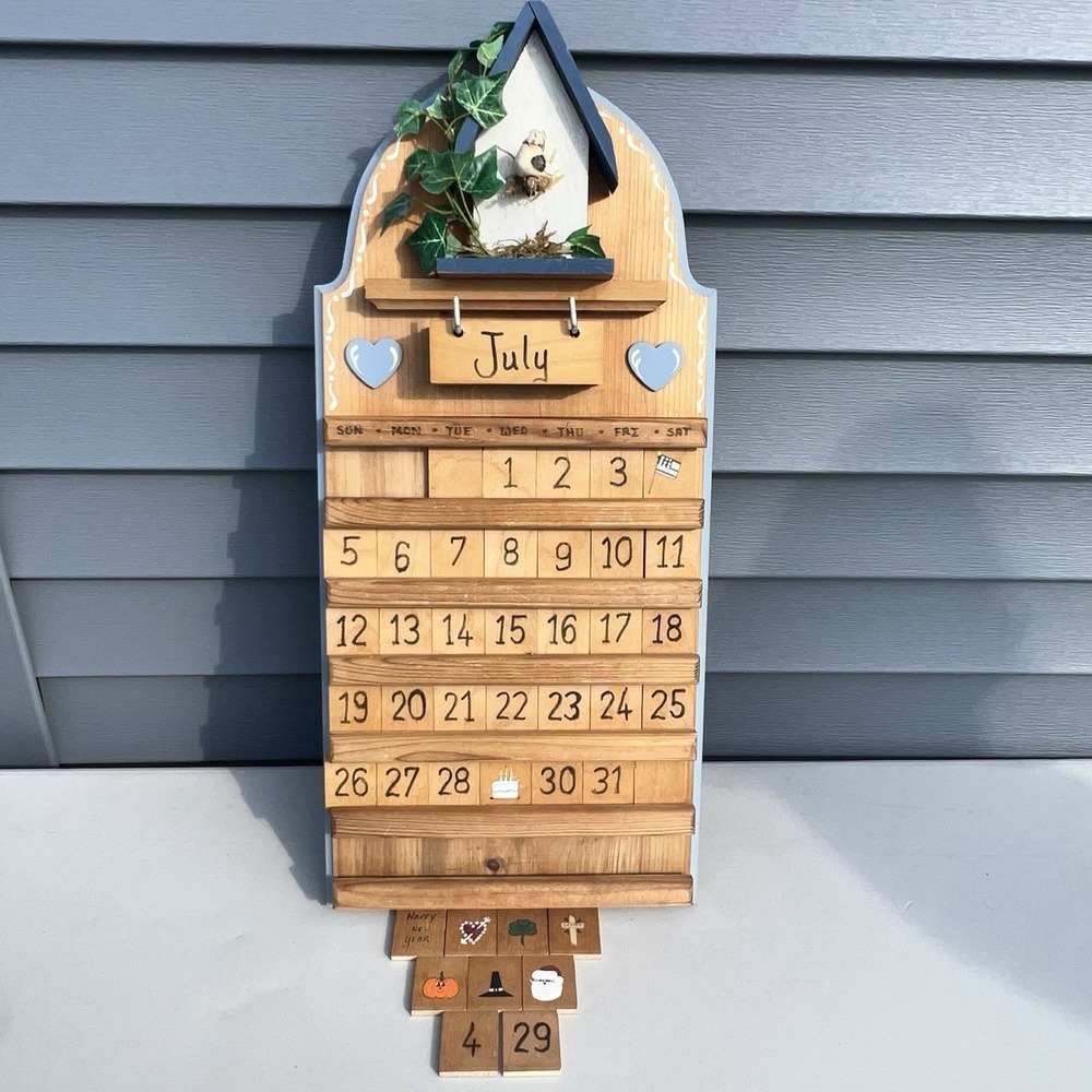 Vtg Wood Perpetual Calendar Bird Cottage Grannycore 80s 90s Farmhouse Tiles